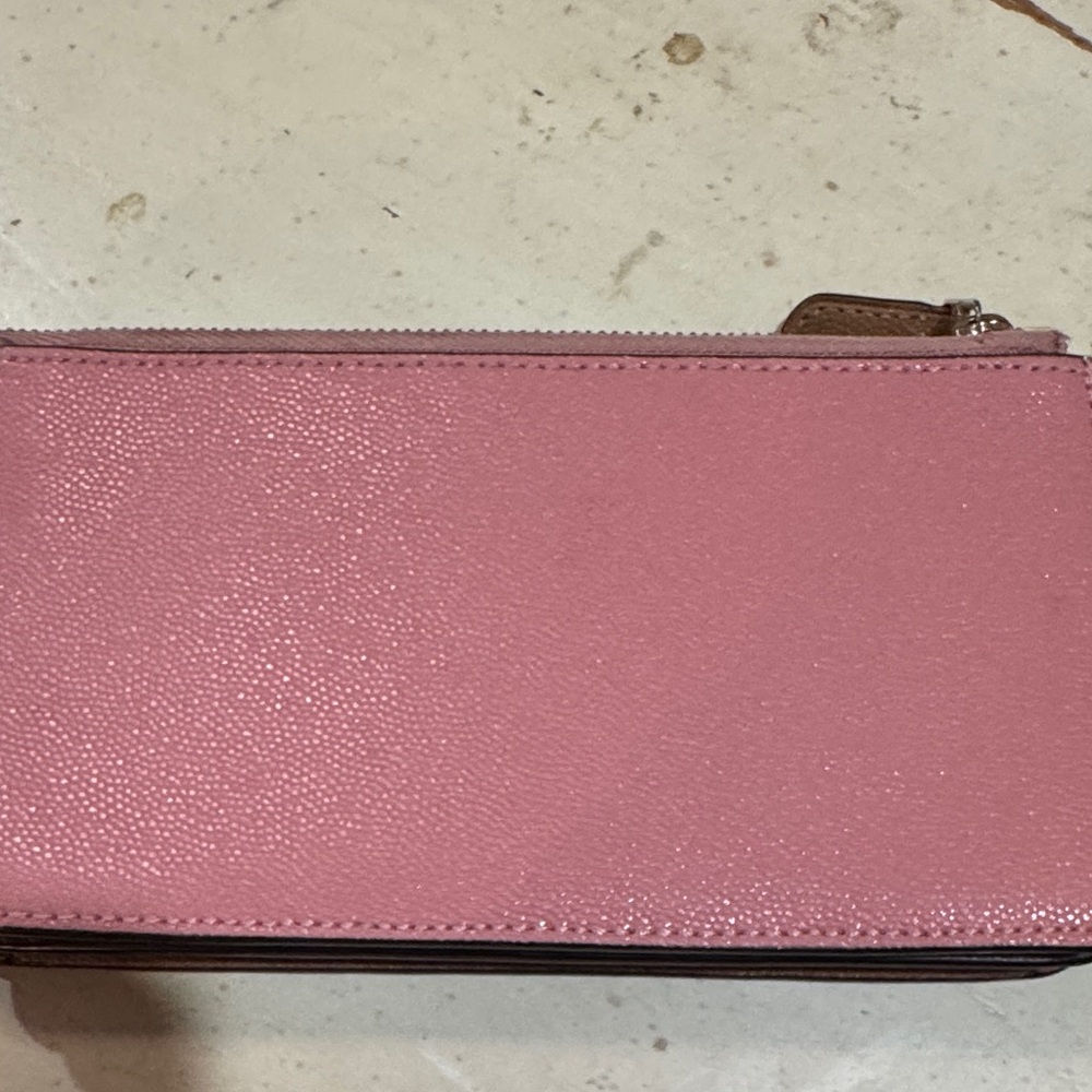 Coach Two-Tone Pink and Olive Green Wallet - Picture 3 of 5